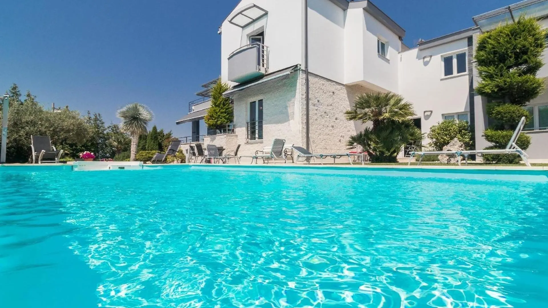 Ferienhaus Mit Privatpool Fuer 12 Personen Ca 230 Qm In Pjescana Uvala, Istrien Istrische Riviera Croatia